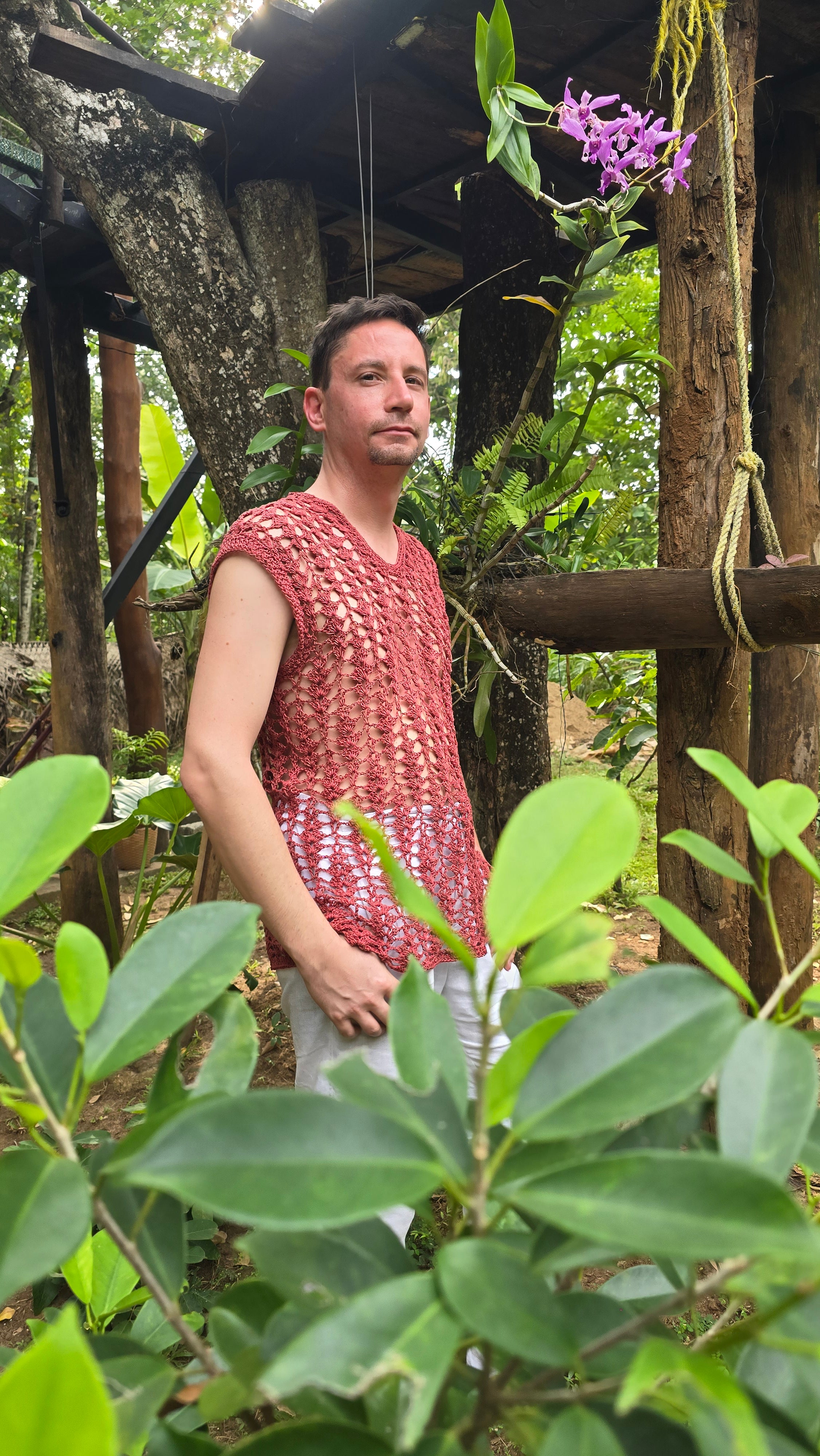 Sleeveless Mesh Shirt