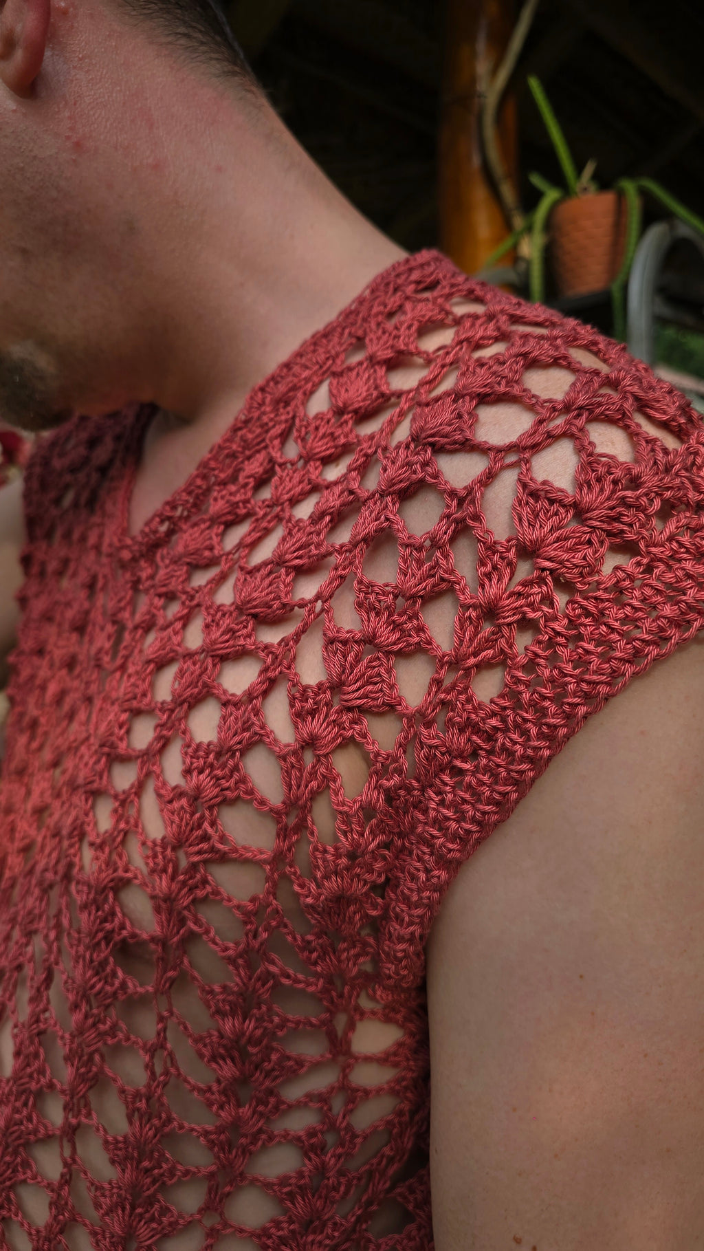 Sleeveless Mesh Shirt